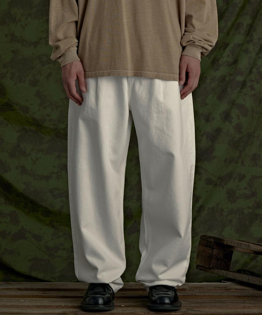 ZPLISH Curved Volume Denim Pants White