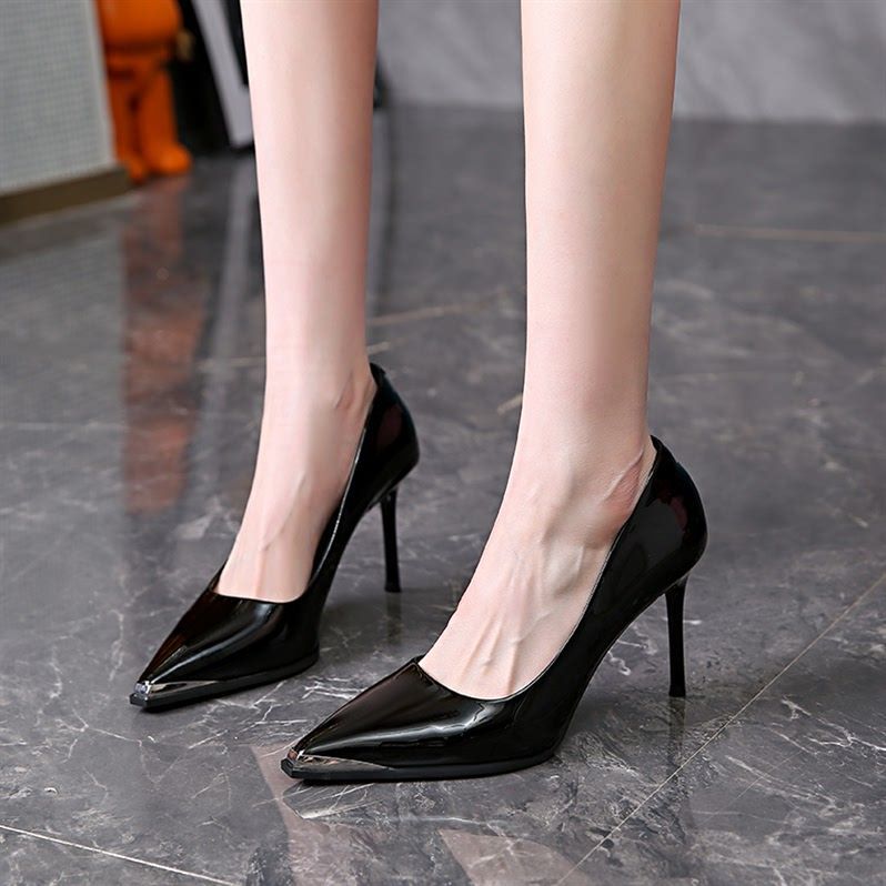 

Light luxury black mirror high heels women s thin heels 2025 new spring and autumn banquet temperament imperial sister shallow mouth pointed single sh 39 чёрный