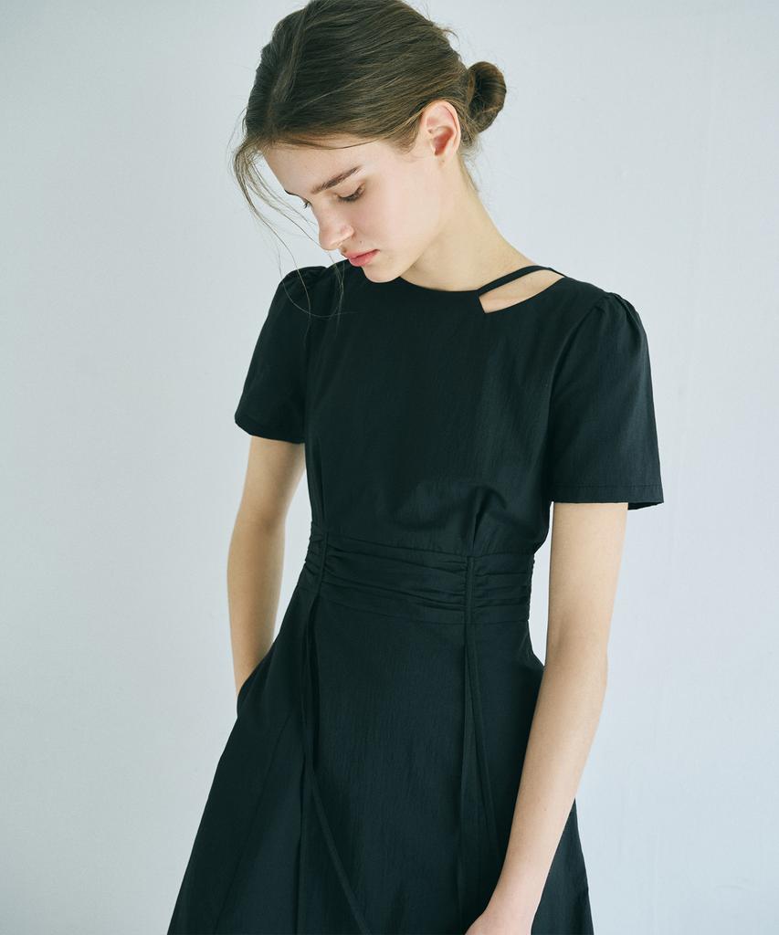 Etmont Neck Cut-Out Shirring Dress Black