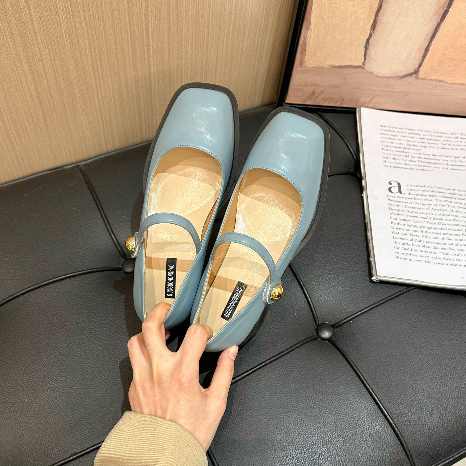 

Туфли большого размера с квадратной головкой, новые модели с неглубокой горловиной, женские туфли Mary 2025 года из кожи, весенняя корейская версия одинарных туфель, униформа восстановлена 35 синий