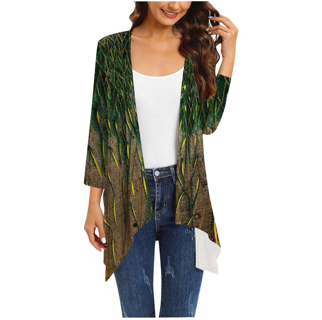 Damski kardigan o nieregularnym kroju z rękawami trzy czwarte i marynarką z kieszeniami