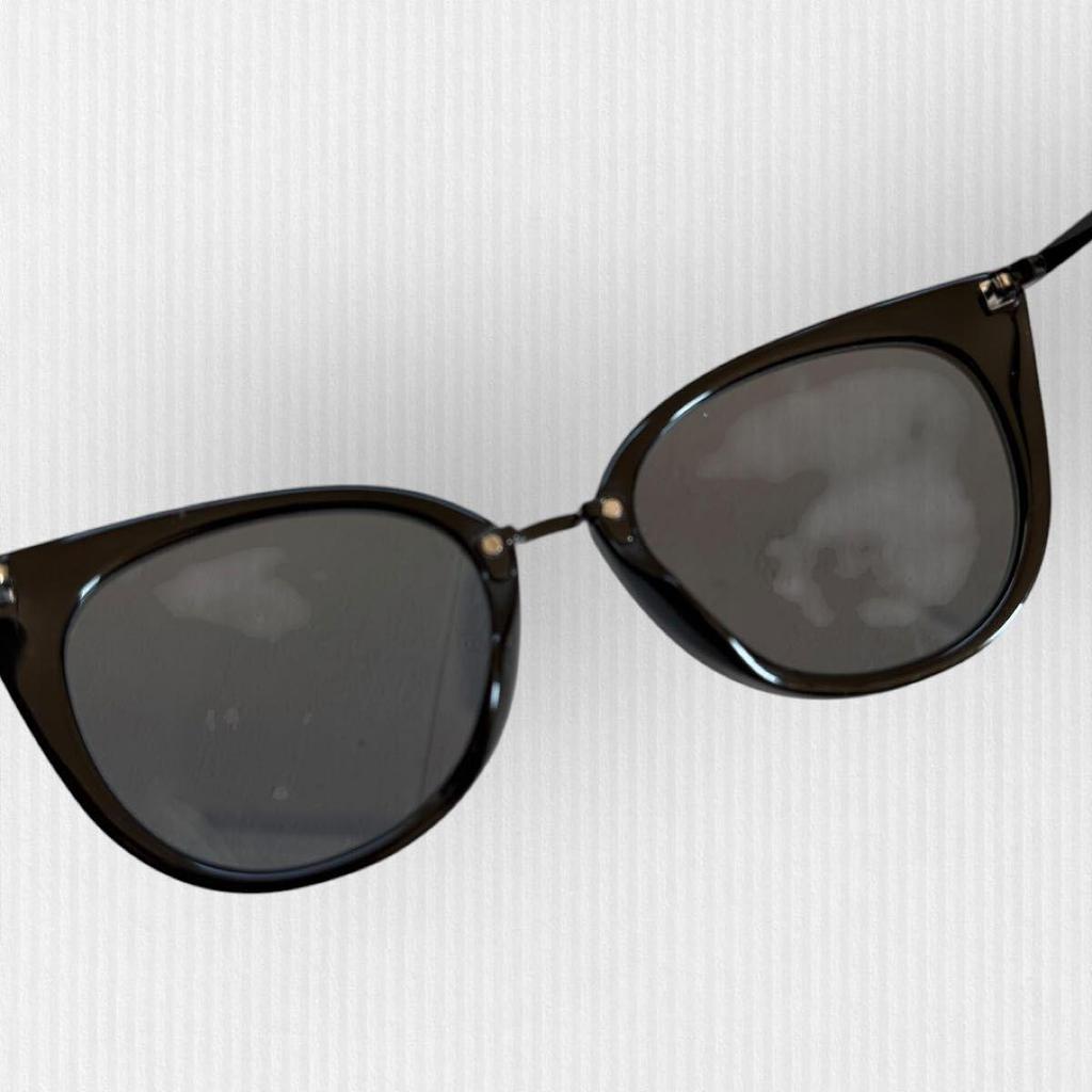 Used [Fendi] FENDI Cat Eye Sunglasses ORCHIDEA Black Geometric