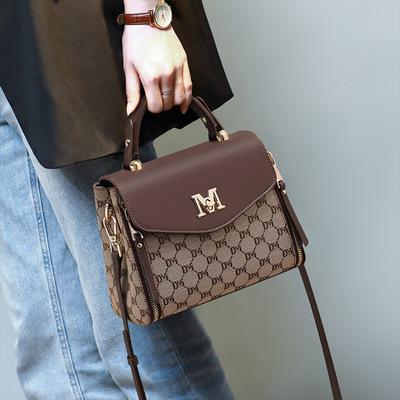 New Popular Crossbody Bag High-end Shoulder Bag Commuting Handbag
