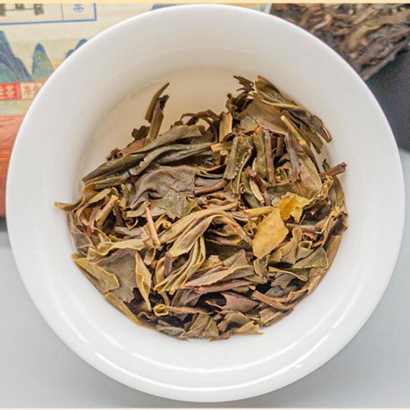 357g Puerh Rohtee Bulang Berg Pu-Erh Teekuchen Yunnan Pu'er Tee Grüner Tee