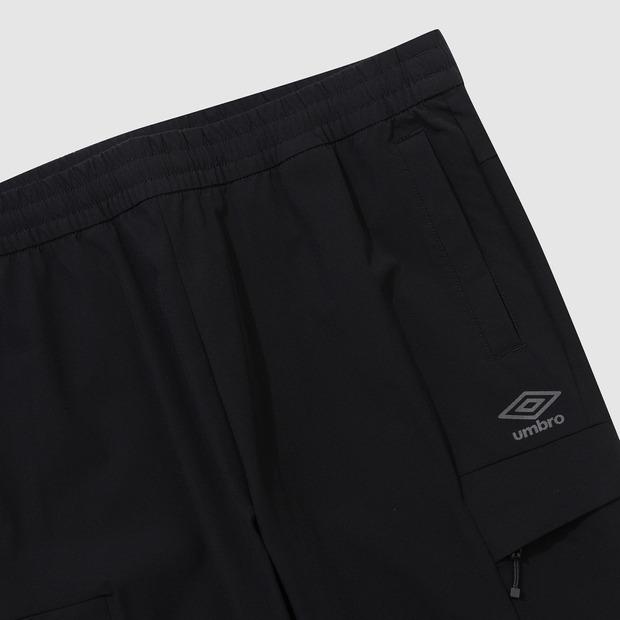 UMBRO Active All-Round Stretch Zipper Cargo Jogger Pants Black (Uq121Spt31)