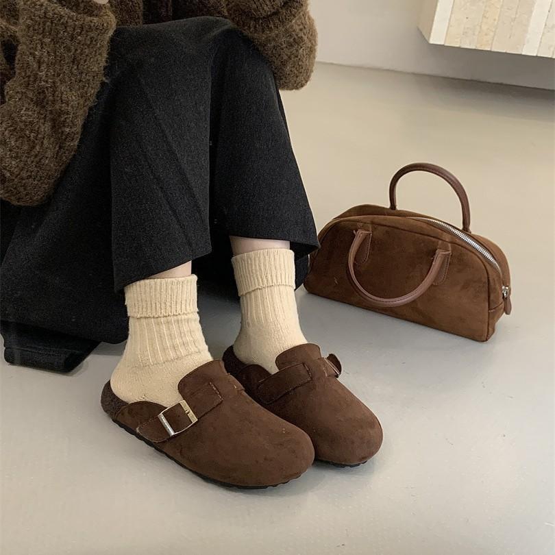 Flat shoes 2025 autumn and winter new Korean version one-word fluffy slippers women wear flat-bottomed Boken velvet cotton shoes