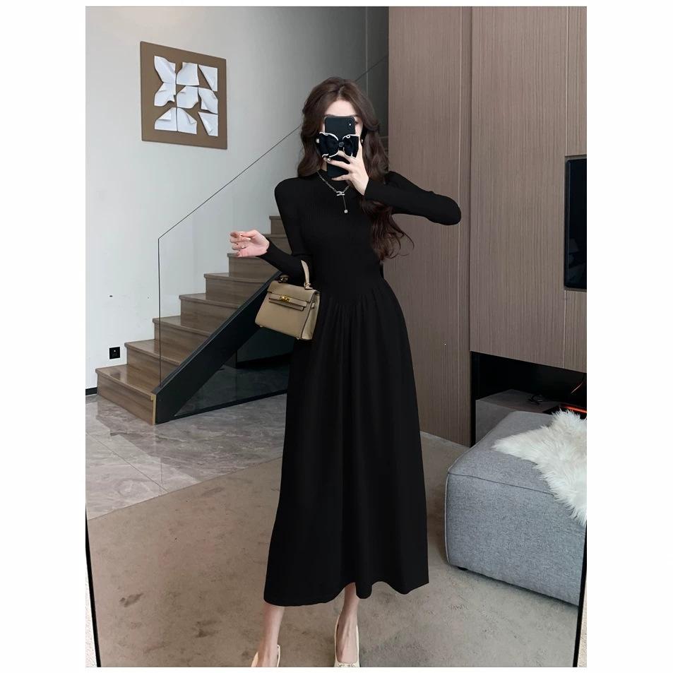 French New Semi-turtleneck Long-sleeved Knitted Dress Is Hot In Autumn and Winter, Waist and Thin, Versatile and Age-reducing A-shaped Skirt