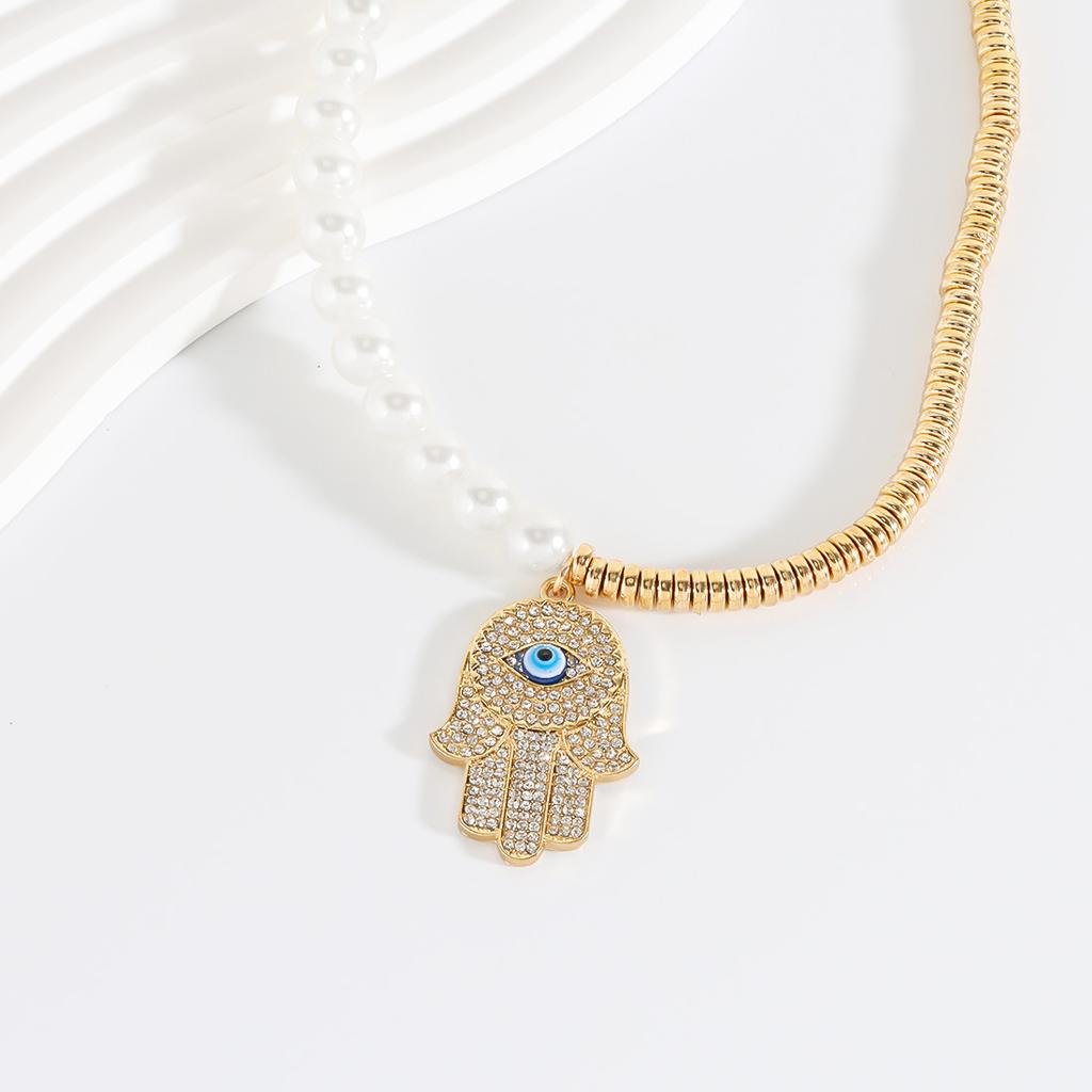 European and American Popular Jewelry Devil Blue Eyes Diamond Necklace Retro Collarbone Chain