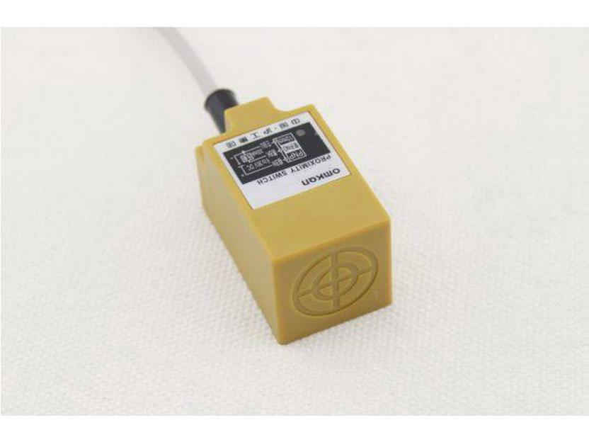 HUGONG Proximity Switch ZLJ-C25-5AN Inductive Square Sensor