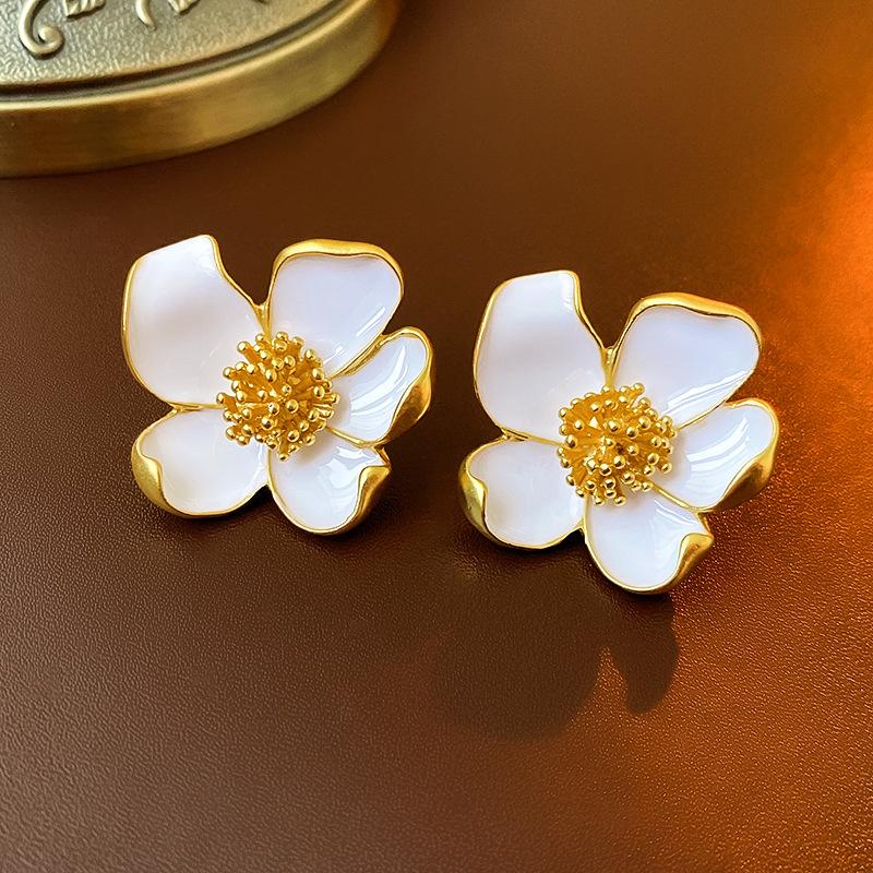 

Серебряные игольчатые капающие масляные ретро металлические серьги-цветы модные серьги-шармы белый