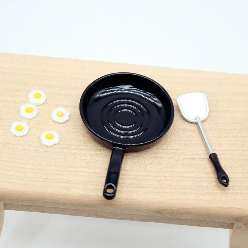1Set Dollhouse Pan Egg Fryer Spatula Eggs Miniature Kitchenware Pan Egg Model Kitchen Utensils Home Decor Toy Miniatures Crafts