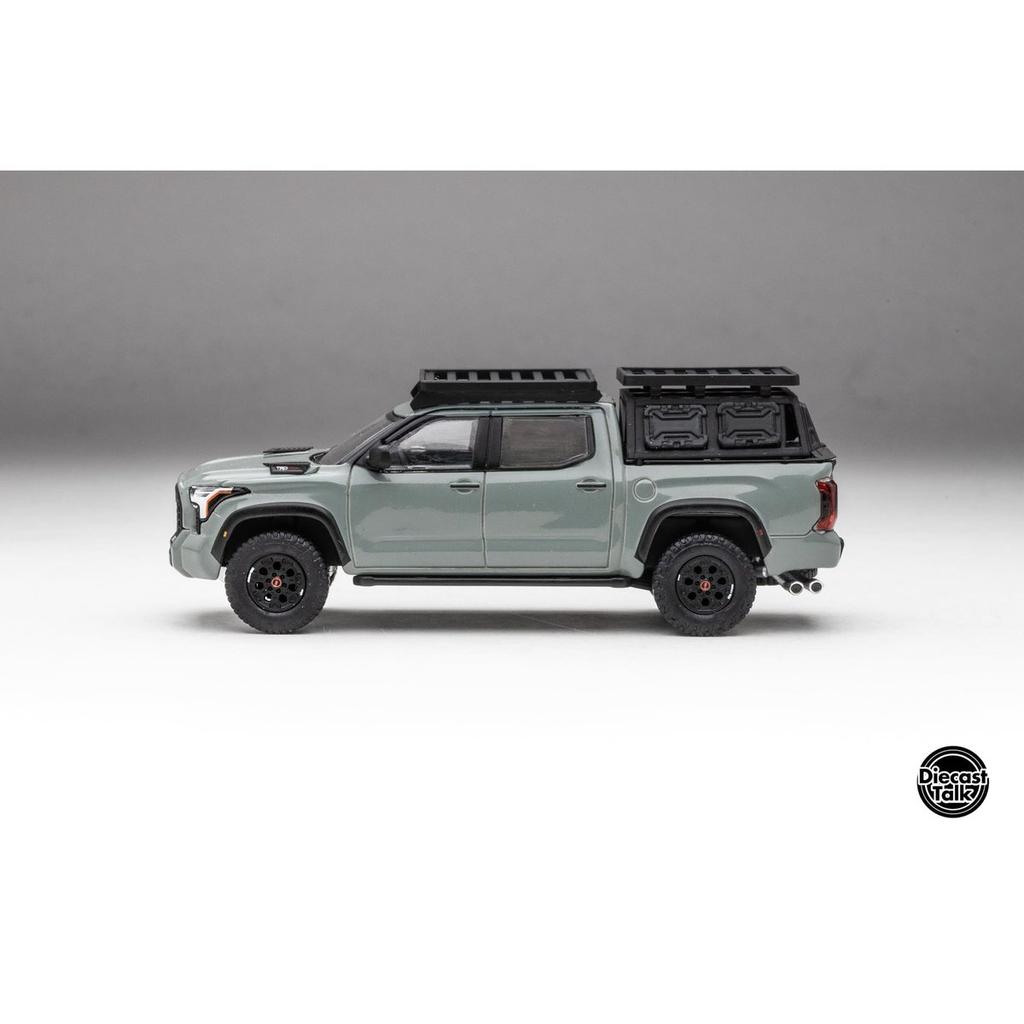 FREESTYLE GCD 1/64 Toyota Tundra TRD Pro Lunar Rock DiecastTalk Special Edition Model Car with Roof Rack & Accessories DTG0023-LR