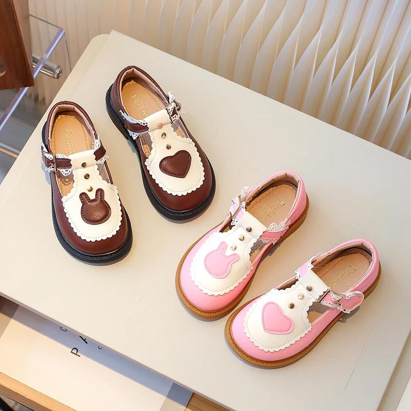 Kinder Lederschuhe für Mädchen T-Riemen Niedlich Mode Prinzessin mit Herz Weiche Süße Kinder Ballerinas für Hochzeitsfeier 2024 Frühling Herbst
