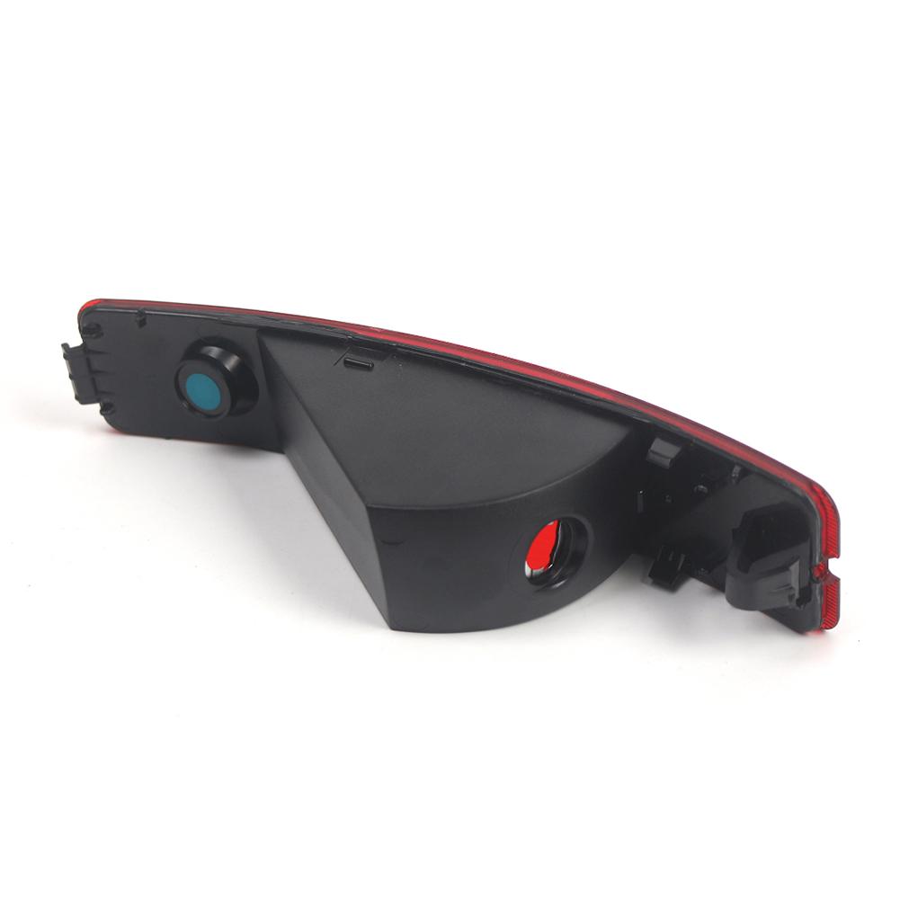 Red Rear Bumper Tail Central Fog Lamp 8693009 8693008 8693012 Rear Bumper Reflector Stop Lamp for Volvo XC90 2003-2006
