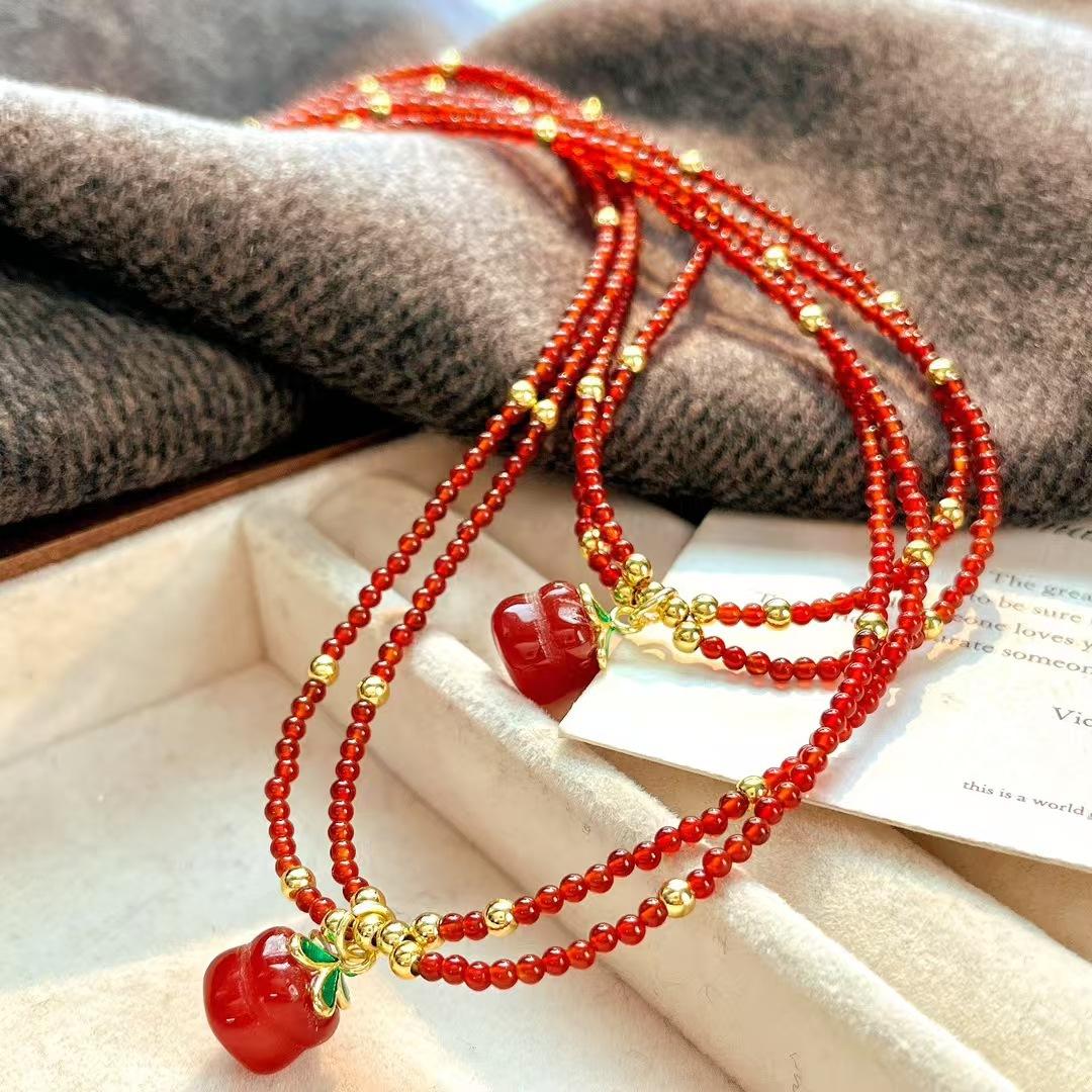 3Mm Retro Pigeon Blood Red Chalcedony Agate Necklace Collarbone Chain Sweater Chain Nanhong Small Persimmon Pendant