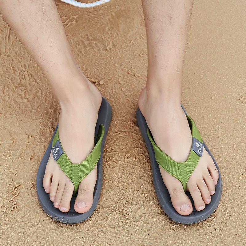 Summer new flip-flops men's non-slip soft-soled beach shoes EVA pinch slippers ins trendy men's sandals