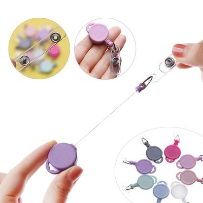 Étiquettes, onglets séparateurs et tampons – Porte-badges