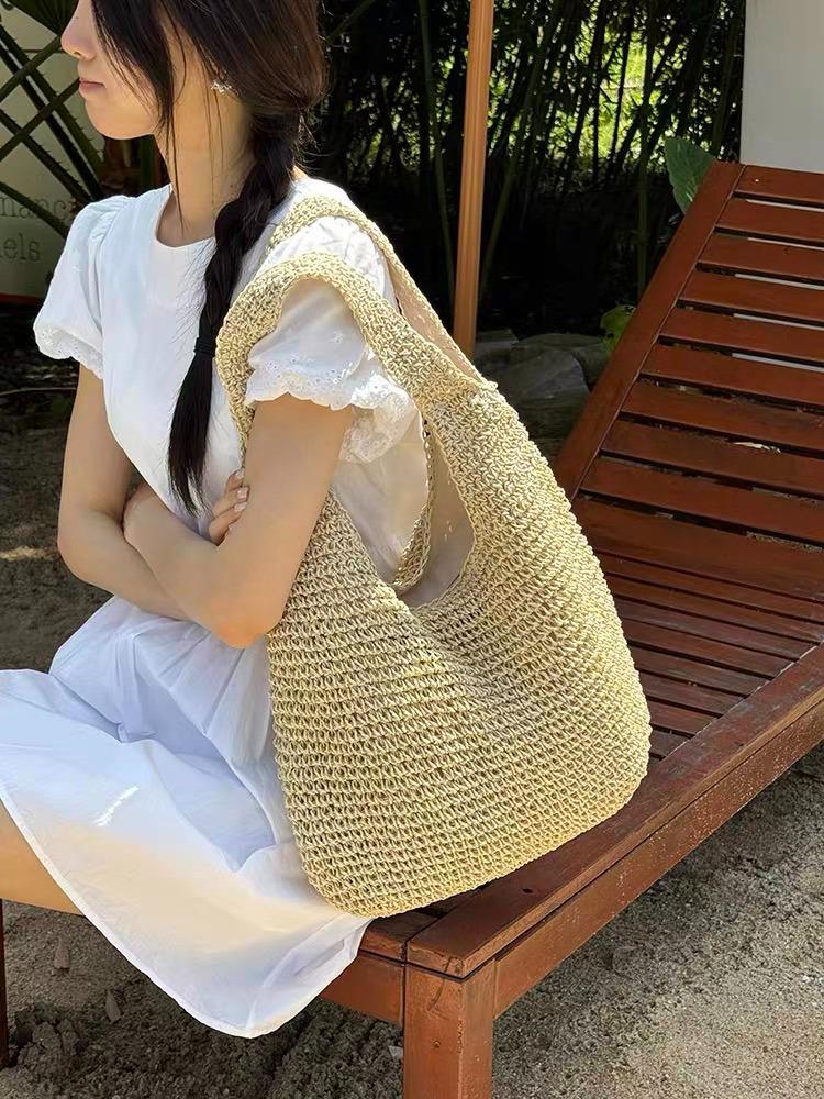 

Straw Handmade Woven Bag for Women - Handmade Grass Woven Tote Bag, Large Capacity Handbags 39X33X2cm