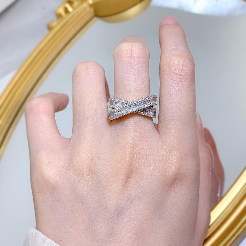 Ušlechtilý dámský prsten plný diamantů 925 stříbrný prsten s tenkou vrstvou