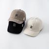 Frühling/Herbst Koreanische Baby-Baseballkappe - Entenschnabel, Mit Buchstaben, Sonnenschutz für Jungen & Mädchen