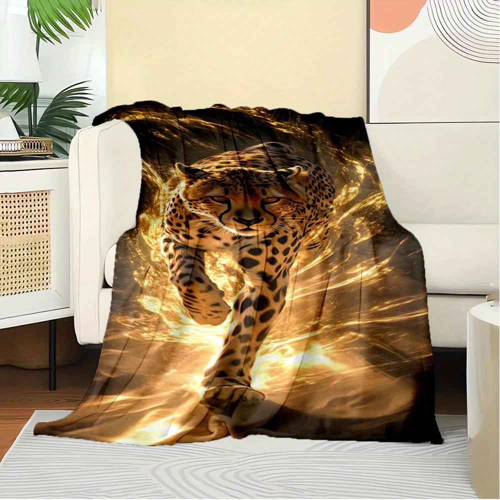 1pc Cheetah,Speed,Wildlife Digital Print Flannel Blanket - Contemporary Style, Suitable for All Seasons, Perfect for Home, Travel, or Campin