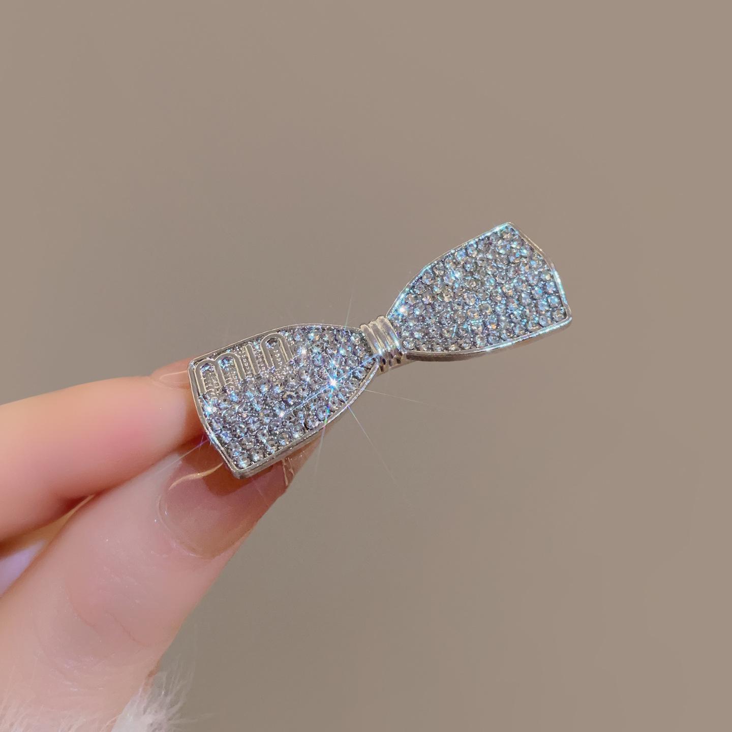 Princess on the Run Rhinestone Bow Hair Clip - Celebrity Style Exquisite Side Clip.