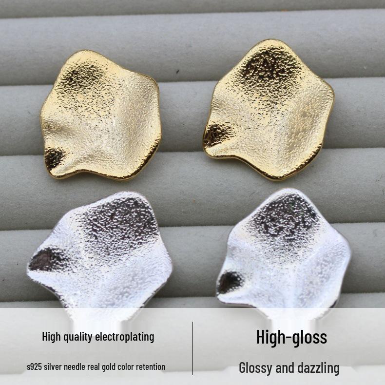 Three-Dimensional Frosted Petal Gold-Plated Stud Earrings - Elegant Niche Design for European and American Style