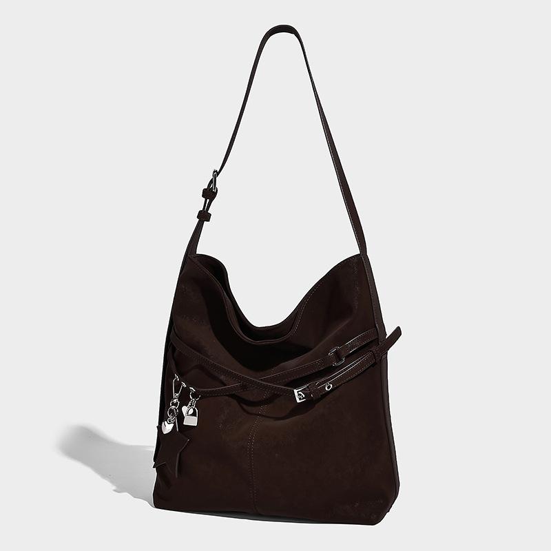 

Large Capacity Niche Retro Tote Bucket Bag for Women 2025 New Trendy Versatile Commuting Shoulder Underarm Bag коричневий