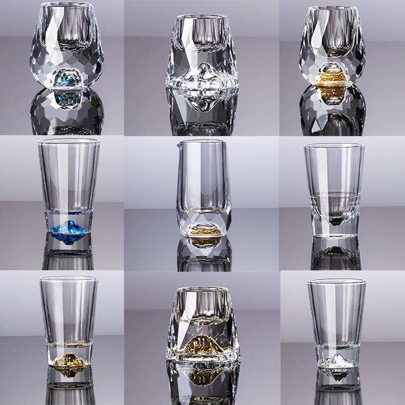 Crystal Baijiu Cups and Decanter Set - Luxury Glassware for Home and Bar Use