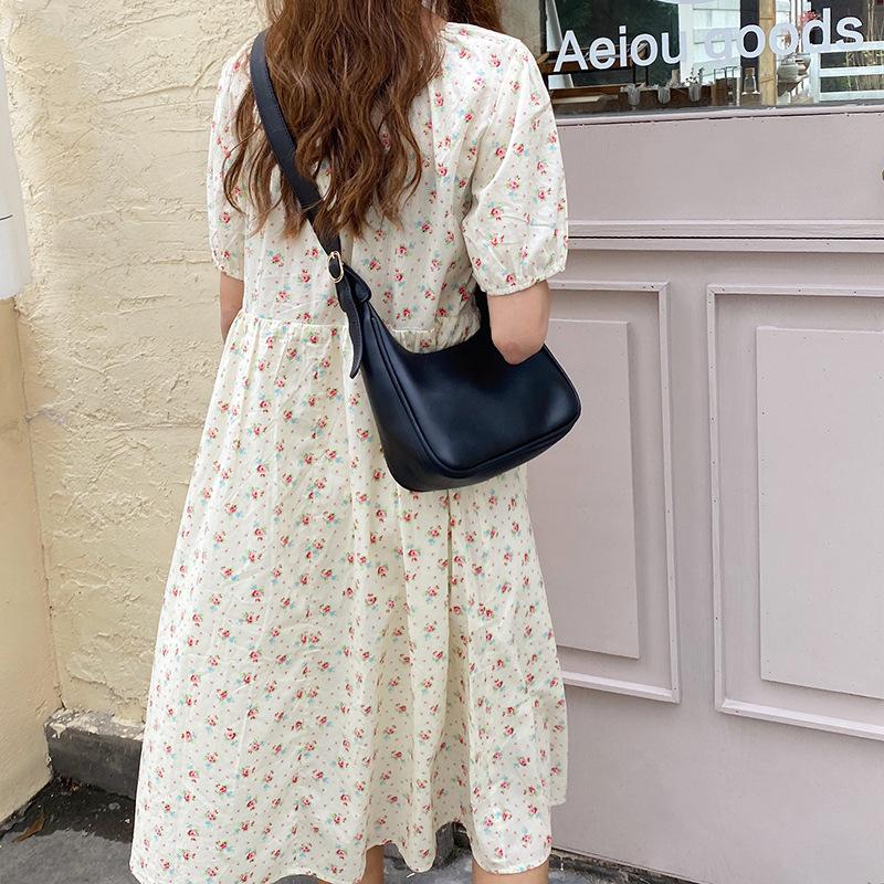 

Vintage Large-capacity Easy Daily Handbag Crescent-shoulder Crossbody Dumpling Bag Women s Fashion Durable Material