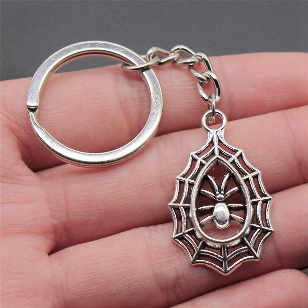 Halloween Spider Bat Spooky Keychain for Couples New Arrival Vintage Graduation Gift Simple Key Organizer