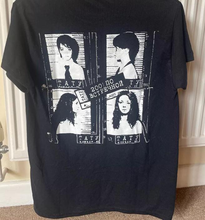 

t.A.T.u. TATU Band 200 Po Vstrechnoy Album Short Sleeve Unisex Tee Shirt 8D324 Unisex T-Shirt S