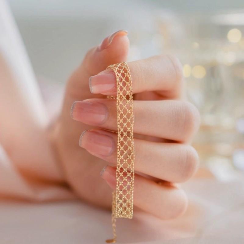 

Изысканный французский браслет для девочек - легкая роскошь, элитный подарок для подруг