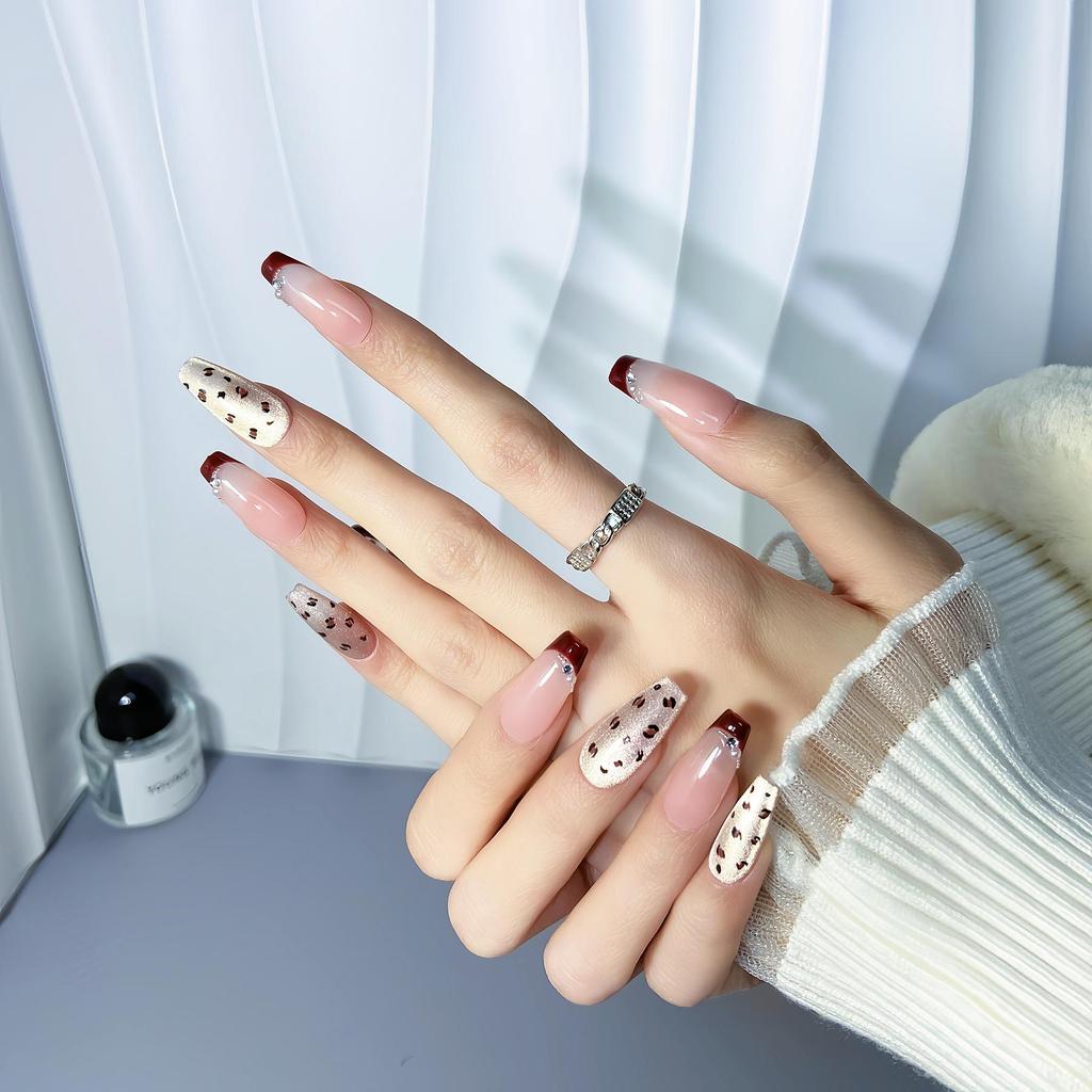 Leopard Print Rhinestone Press-On Nails: Handcrafted, Light Luxury, Red-Brown, Skin-Brightening, Eye-Catching Trendy Bestseller Stickers