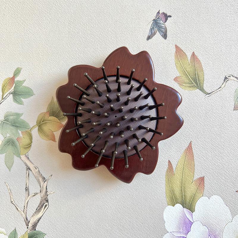 

Расческа для массажа кожи головы из сандалового дерева в форме цветка, меридианная расческа, зубчатая расческа для волос, расческа для массажа тела, гуаша-скребок для ухода