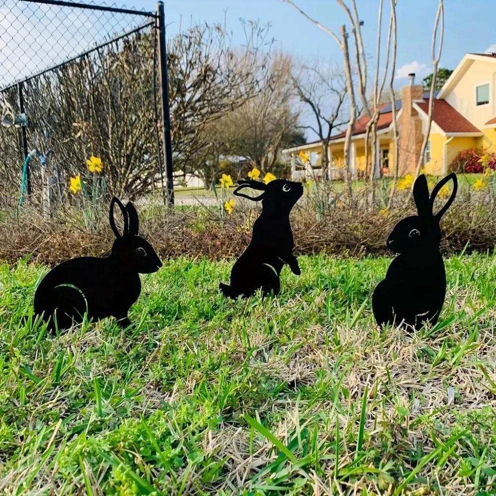 Rabbit/Squirrel Figurines Hollow Dust Proof Wrought Iron Realistic Rabbits Art Sculpture for Garden Party Decor Metal Home Yard