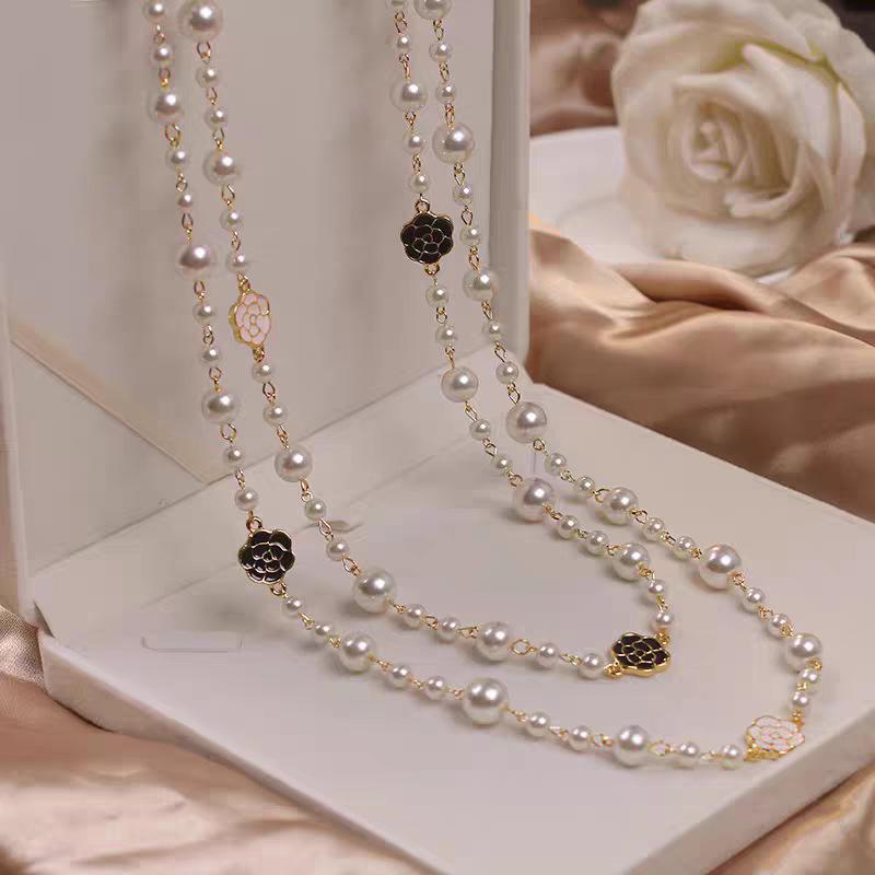 Women's Luxurious Layered Long Pearl Necklace - High-End Sweater Chain 2025 Design