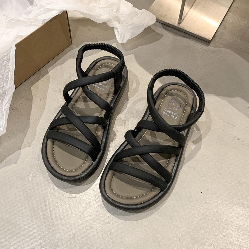 

С юбочными сандалиями женские 2025 лето новые с открытым носком универсальные пляжные на платформе супермягкие черные уличные сандалии 40 чёрный