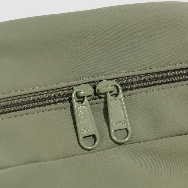 Minimalist Nylon Backpack for Women – Lightweight & Water-Resistant Design with Front Flap and Side Pockets, Perfect for Daily Use