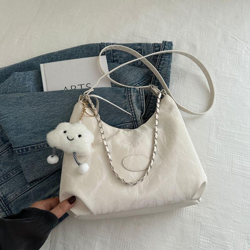 Casual student soft surface large-capacity bag women's new summer chain commuter bag fashionable shoulder messenger bag