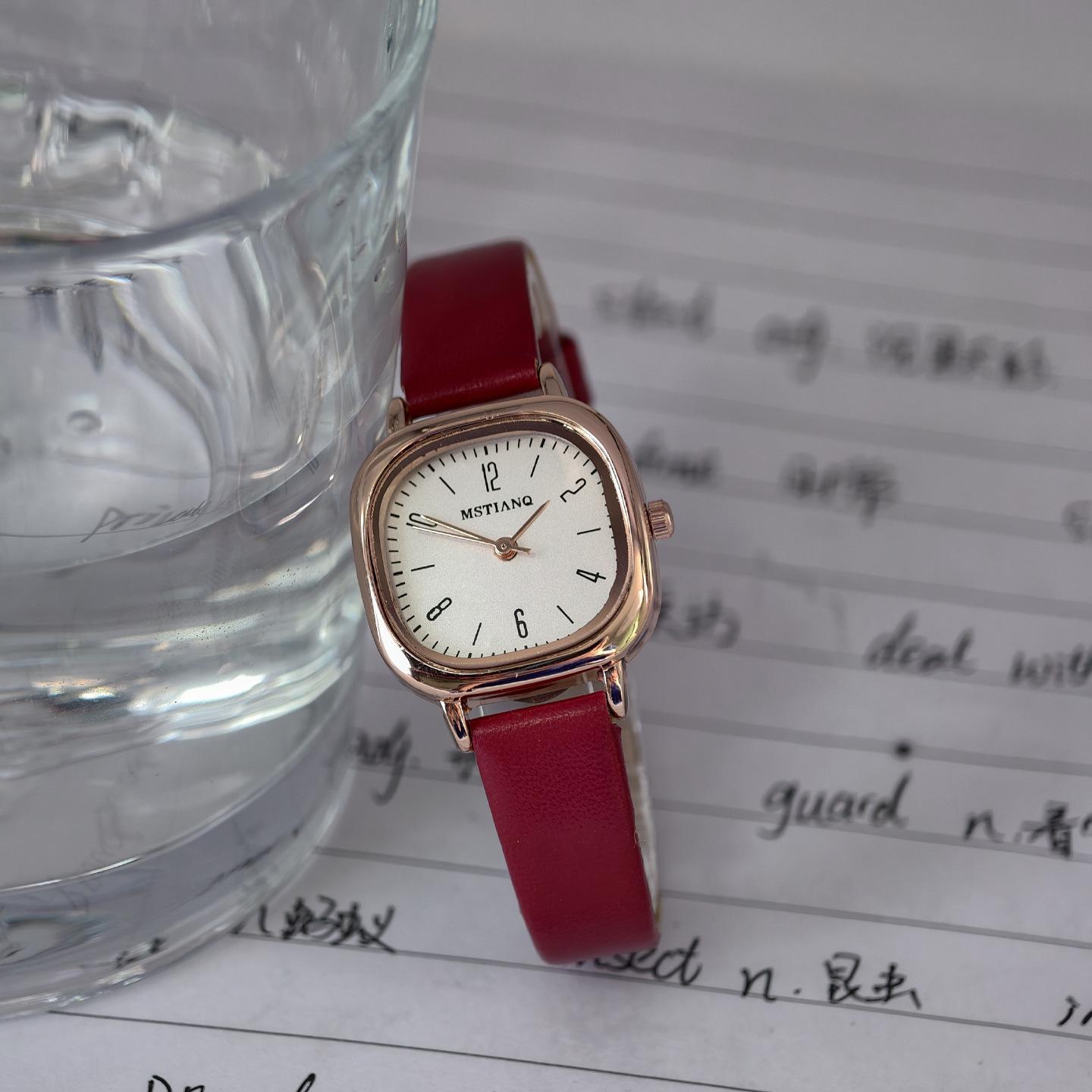

Retro Exam Watch Female Student High Value Light Luxury British Small Fragrant Style Small Dial Women S Quartz Watch