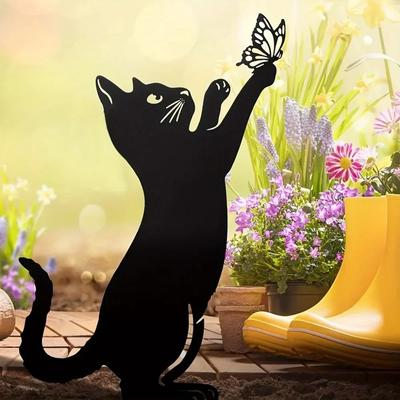 Adorable Cat Garden Stakes - Family Silhouette Statues for Outdoor Decoration. Perfect for Yard, Garden, and Lawn Accents