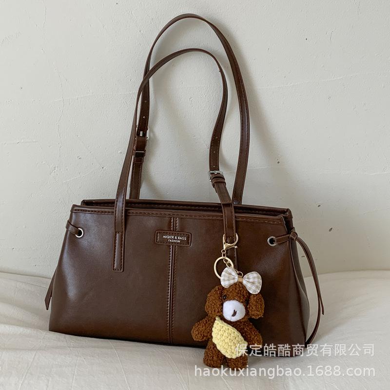 2025 Autumn and Winter Handbag Women's Japan and South Korea New Fashion Women's Bag Versatile Commuter Shoulder Underarm Bag Tote Bag