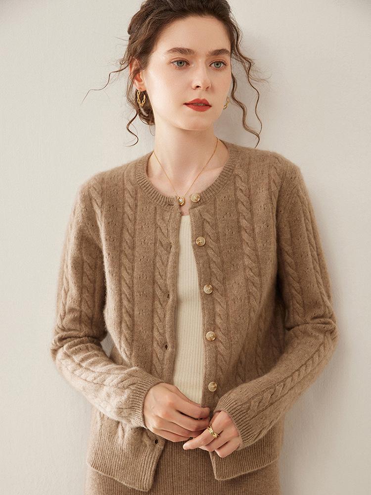 Women's Cashmere Round Neck Cardigan: Elegant Retro Cable Knit, Autumn/Winter Jacquard Outerwear