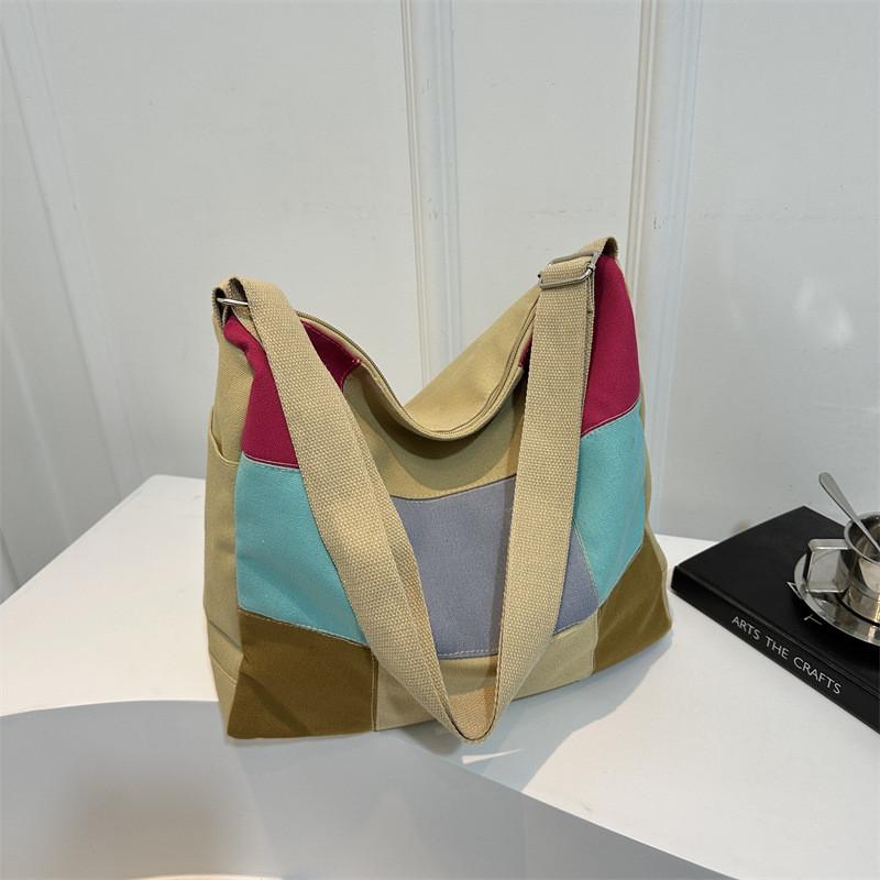 Stylish Large Capacity Canvas Tote Bag For Women Ideal For Summer Casual Outings And Commuting