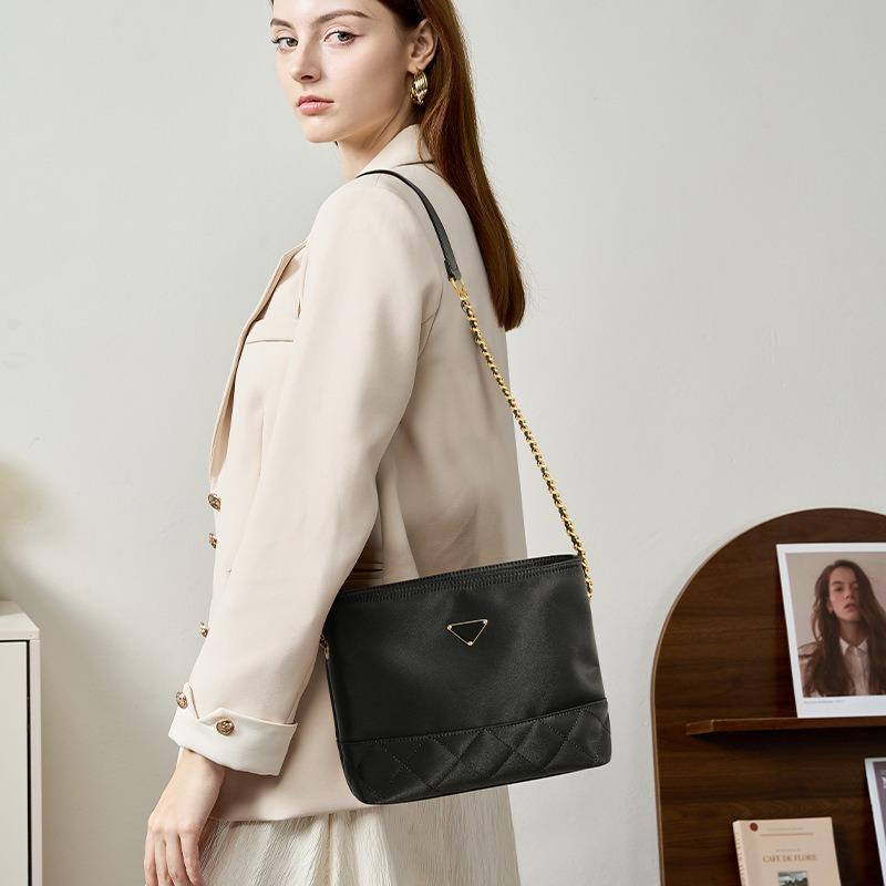 Rhombus Chain Small Square Bag, High-end New Shoulder Bag, Large-capacity Oxford Cloth Women's Commuting Versatile Messenger Bag