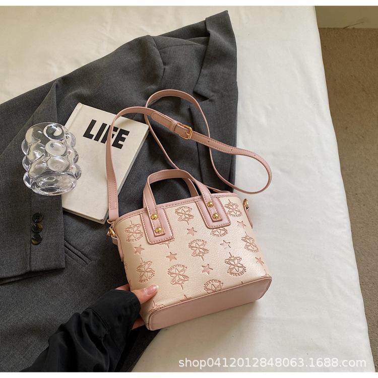 

Small bag women s summer 2025 new shoulder messenger bag high-end women s casual fashion hand-held bucket bag