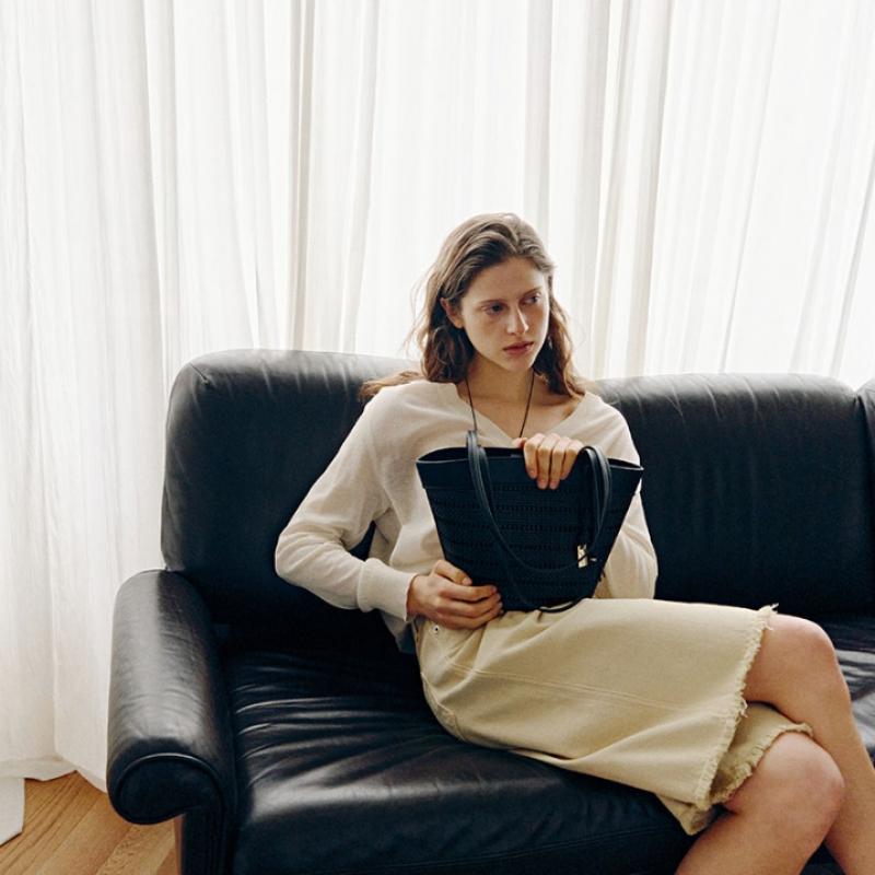 Joy Gryson Leah Shoulder Bag Lw6sb7400 10