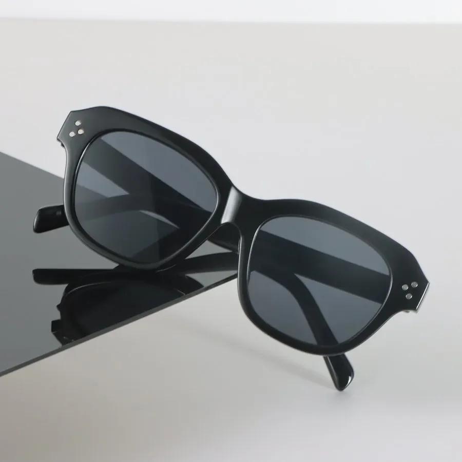 Vintage Rectangle Sunglasses Women Men Casual Fashion Glasses Luxurious Brand Designer Female