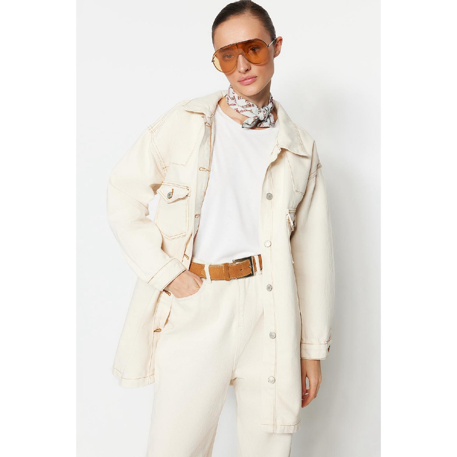 

Джинсовая куртка с карманами и пуговицами цвета экрю Tctss23ck00066 36